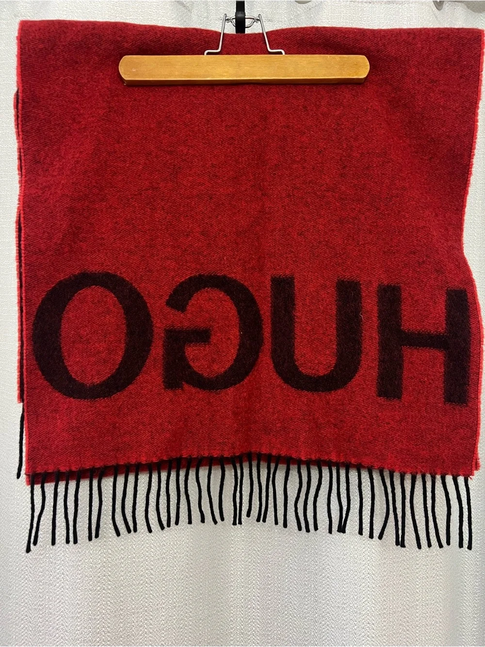 Hugo Boss Red and Dark Gray Logo Knit Scarf